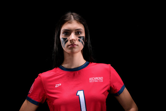Why Eye Black Causes Breakouts (How to Avoid It in 2026)